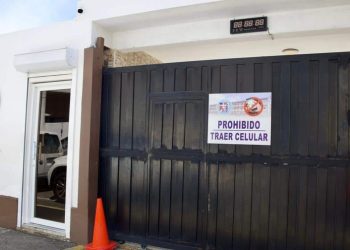 "Prohibido traer celular": cómo el San Juan Bautista mejoró la convivencia y rendimiento de alumnos