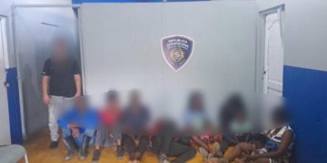 Desmantelan en Santiago red de tráfico de haitianos: 14 detenidos y tres choferes dominicanos arrestados
