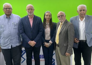 Dirigente de la Fuerza del Pueblo José Izquierdo destaca crecimiento de Santiago