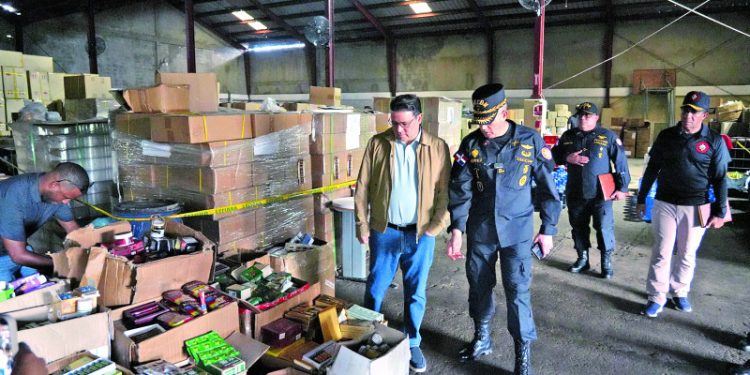 Incautan más de 2.3 millones en productos ilícitos durante la Semana Santa