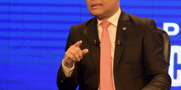 Fiscalía de Montecristi cita al pastor Carlos Peña por denuncia de extorsión y chantaje