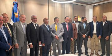 Gobierno y comerciantes buscan soluciones al rechazo de la nueva ley de residuos sólidos