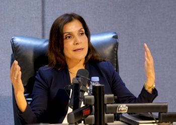 Embajadora Leah Campos se pronuncia sobre "la vuelta por México" y la crisis migratoria