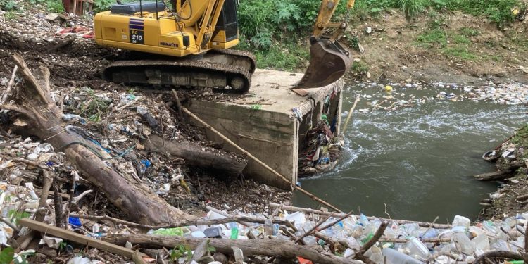 Defensa Civil Santiago resalta labores preventivas del Ayuntamiento de Santiago ante lluvias