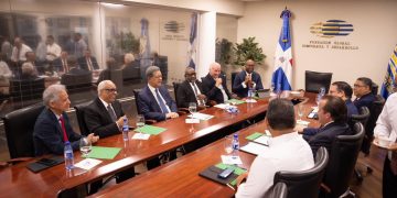 Gobierno y expresidente Leonel Fernández dialogan sobre la reacción del país frente al conflicto en Medio Oriente