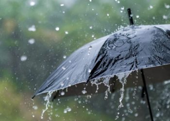 Fuertes aguaceros, tormentas eléctricas y ráfagas de viento sobre el país