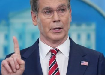 Washington inicia una guerra económica contra Irán