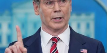 Washington inicia una guerra económica contra Irán