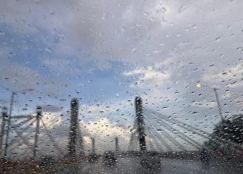 Indomet pronostica aguaceros con tronadas y ráfagas de viento este jueves por vaguada y viento del sureste