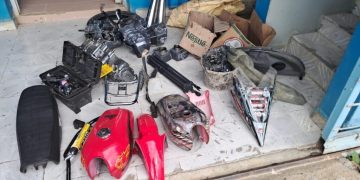 Desmantelan centro de acopio de motocicletas robadas en Santiago y recuperan vehículo sustraído