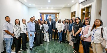 Alcaldía de Santiago recibe delegación de Santo Domingo Norte para intercambio de experiencias en gestión municipal