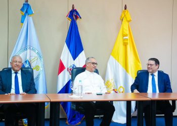 Gobierno explica plan al Episcopado Dominicano