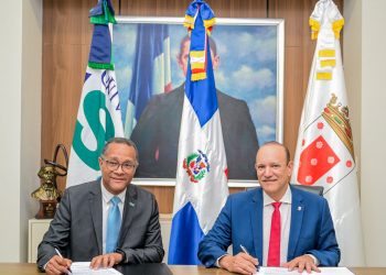 Ayuntamiento de Santiago y Universidad ISA firman acuerdo para impulsar desarrollo sostenible y bienestar comunitario