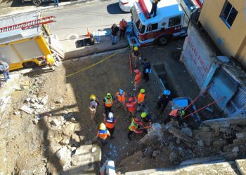 Alcaldía de Santiago mantiene operativo en Arroyo Hondo tras deslizamiento de tierra