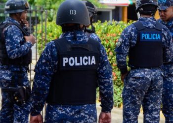 Policías ultiman a un hombre durante allanamiento en Santiago; familiares denuncian fue ejecutado