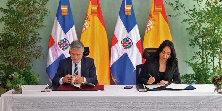 RD y España sellan tratado para recobrar bienes ilícitos