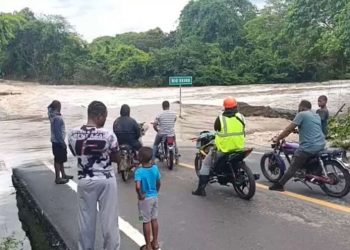 Fuertes lluvias provocan desbordamiento de ríos en El Seibo y dejan comunidades incomunicadas