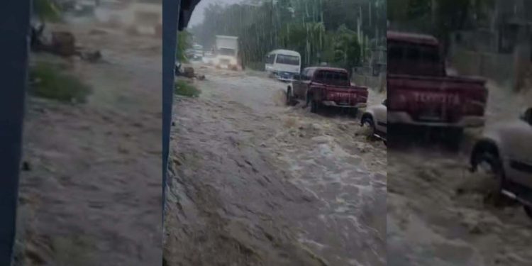 Desbordamiento de ríos provocan inundaciones en Santiago Rodríguez