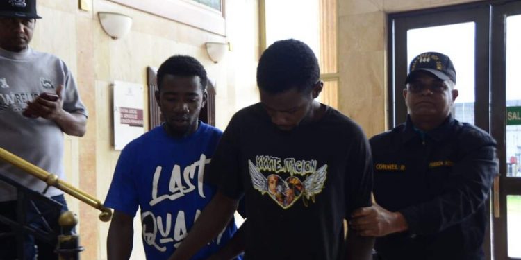 Dictan prisión preventiva contra hermanos acusados de asesinar a dos prestamistas en Santiago