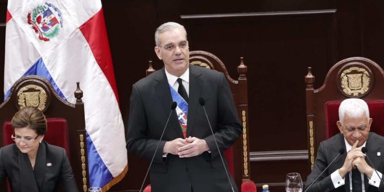 Abinader presentará un proyecto de reforma a la ley de seguridad social