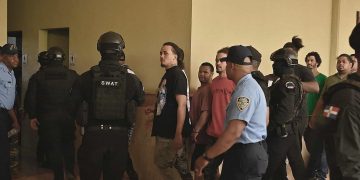 Aplazan medida de coerción contra siete motoristas acusados de matar a chofer en Santiago