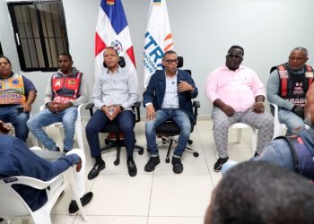 El Intrant inicia un plan para regular las paradas de motoconchos
