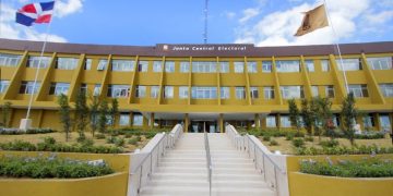 JCE aprueba reglamento que prohíbe publicar encuestas fuera de los períodos electorales