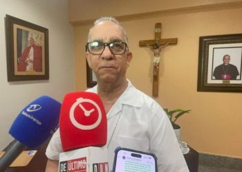 Ante aumento de feminicidios y violencia intrafamiliar, arzobispo de Santiago llama a rescatar los valores familiares