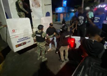 DGM deporta 3,276 indocumentados durante el fin de semana y detuvo 3,794