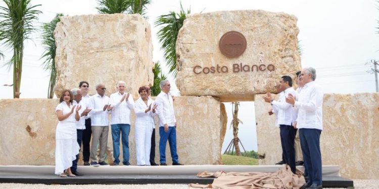 Presidente Abinader anuncia transformación integral de Boca Chica con inversión superior a RD$20 mil millones para impulsar turismo, desarrollo económico y calidad de vida de su gente