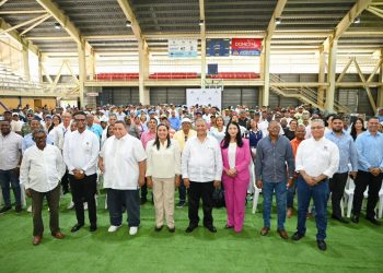 IAD inicia en Azua el Plan Nacional de Titulación Definitiva que beneficiará a más de 4 mil parceleros de la Reforma Agraria