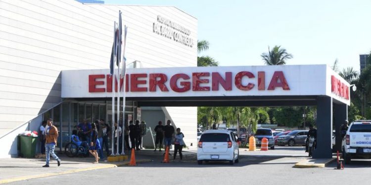 Sargento del ERD es acusado de quitarle la vida a su pareja y herir a otra en el Darío Contreras