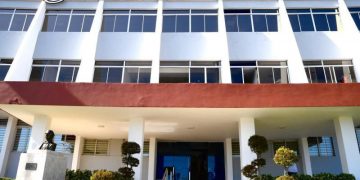 Tribunal Constitucional ratifica inadmisibilidad de amparo contra el Pacto Eléctrico