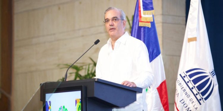 Abinader felicita al nuevo presidente electo de Colombia