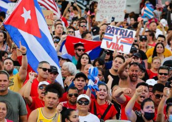 Cambios en Cuba causarían dificultades al exilio cubano en Miami