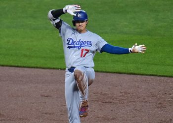 Los Dodgers aplastan a Piratas y ganan 12-3