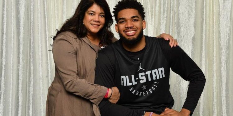 Karl Towns cumple la promesa pendiente a su madre
