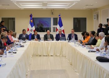 En menos de dos días legisladores terminan estudio de proyecto de ley que aumentaría impuestos