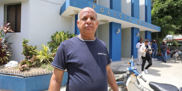 Asaltan hombre en Dajabón que llegó de EEUU; denuncia le quitaron casi dos millones en prendas