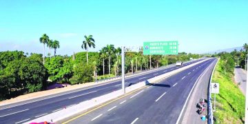 Genera controversia designar Circunvalación de Santiago con nombre Jorge Blanco