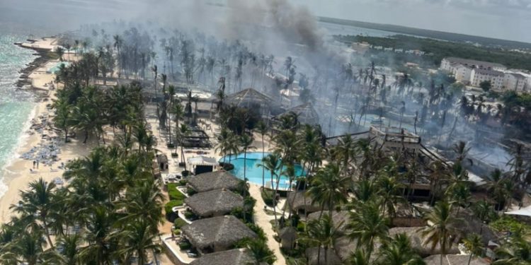 Embajadas gestionan documentos de sus ciudadanos tras incendio en hotel de Bayahíbe