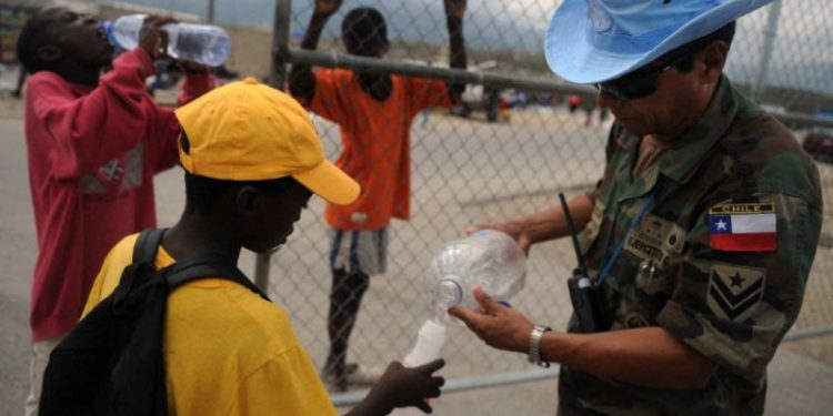 Haitianos esperan dialogar con Gobierno de Chile para tratar caso de niños inubicables