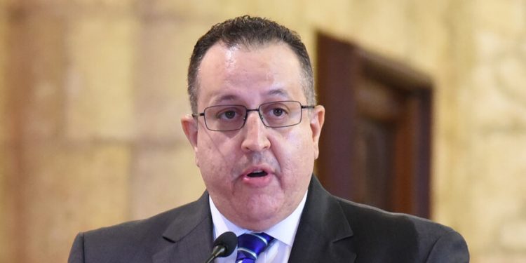 El Gobierno anuncia amnistía tributaria y eliminar anticipo en plan de ajuste fiscal para enfrentar efectos desaceleración económica