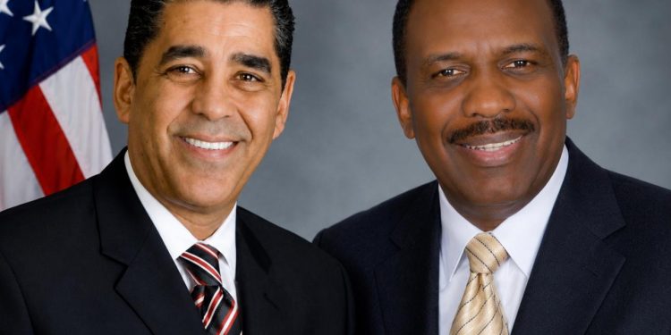 ADRIANO ESPAILLAT DEBE SEGUIR EN EL CONGRESO PORQUE LO BUENO NO SE CAMBIA