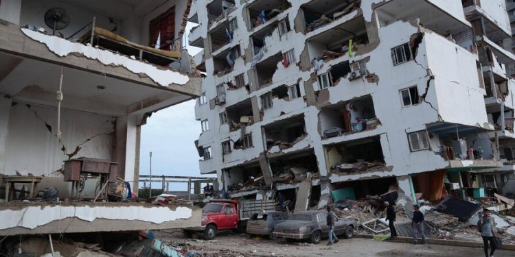 Al menos dos dominicanos desaparecidos tras terremotos en Venezuela