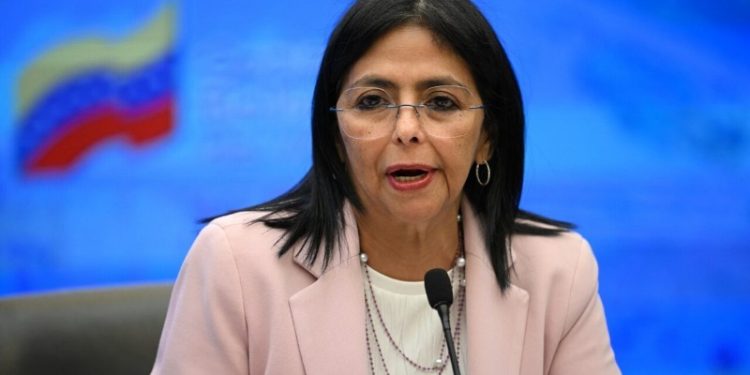 Delcy Rodríguez agradece a Luis Abinader envío de rescatistas dominicanos a Venezuela tras terremotos