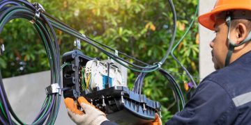 La fibra óptica: la red de la economía digital que todavía está en expansión en RD