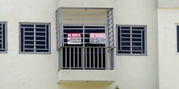 Gobernadora de Santiago denuncia venta irregular de apartamentos estatales en Hato del Yaque