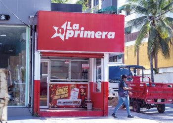 Los senadores ayudan a los dueños de bancas y les reducen RD$35,000 de impuesto