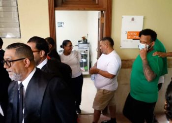 Ausencia de querellantes en audiencia de coerción genera cuestionamientos en caso Operación XL-526